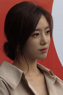 2019 SS 서울패션위크 - Elsie Hahm 02.png