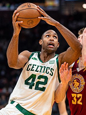 Al Horford (51688343399) (cropped).jpg