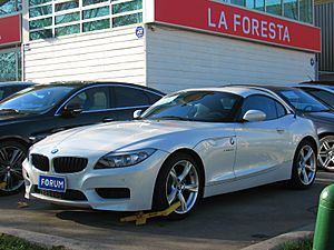 Archivo:BMW Z4 Sdrive20i M Sport 2013 (10012389116)