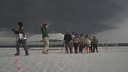 Archivo:Beach march (4823807771)