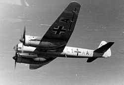 Archivo:Bundesarchiv Bild 101I-433-0881-25A, Flugzeug Junkers Ju 88