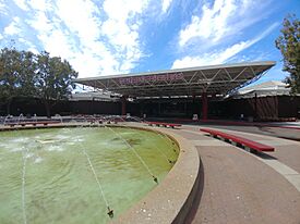 Archivo:Century Cinema 16, Mountain View, California, July 2019