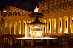 Archivo:Fountain of Carlo Maderno night