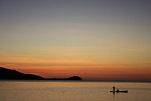 Archivo:Garifuna fishermen Cayos cochinos