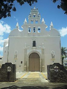 Archivo:Iglesia de Santiago Apóstol, Mérida, Yucatán (01)