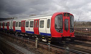 London MMB C0 Metropolitan Line S-Stock.jpg