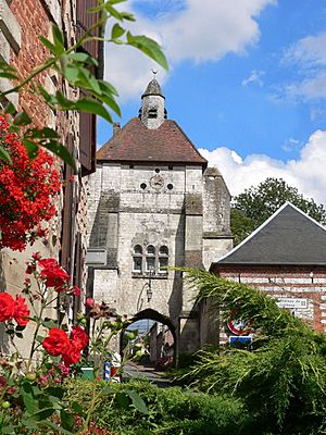 Archivo:Lucheux beffroi