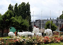 Archivo:Monumento al Ovejero de Coyhaique