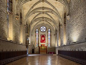 Archivo:Refectory of the Cathedral of Pamplona 02