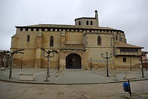 Archivo:San Cebrian de Campos 01 iglesia by-dpc