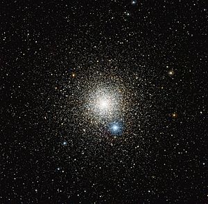 Archivo:Star cluster NGC 6752
