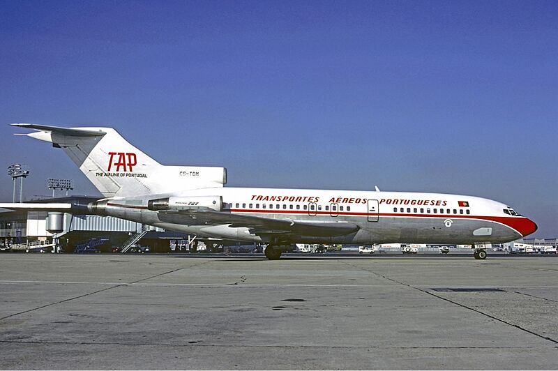 TAP Boeing 727-100 Volpati-1