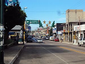 Archivo:Av. Corregidora, Emiliano Zapata