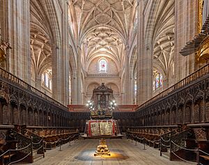 Archivo:Catedral, Segovia, España, 2024-06-14, DD 39-41 HDR