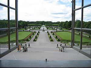Archivo:Drottningholm gardens2005