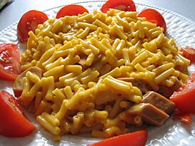 Flickr qmnonic 123431456--Kraft Dinner and veggie dogs.jpg