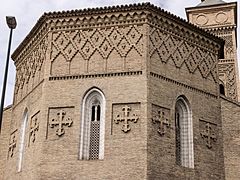 Iglesia de San Miguel de los Navarros-Zaragoza - P8156234
