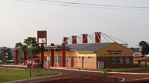 Archivo:Misiones - Terminal de ómnibus de Comandante Andresito 2