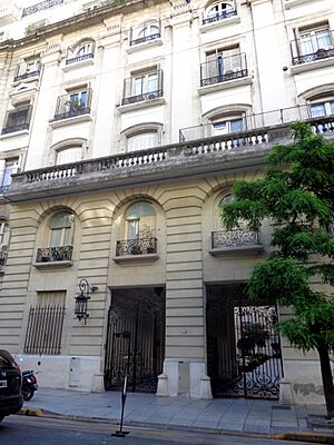 Archivo:Palacio de los Patos - Buenos Aires 03