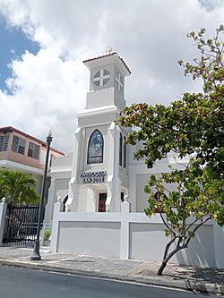Parroquia San Jose in Luquillo, Puerto Rico.jpg
