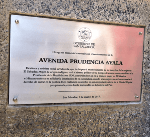 Archivo:Placa en honor a prudencia ayala, en san salvador