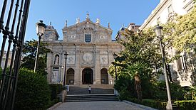 Archivo:Santa Bárbara Parish, Madrid (Spain)
