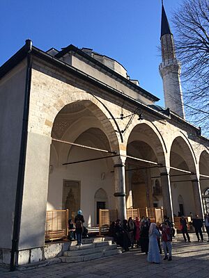 Archivo:Sarajevo gazi husrev bey mosque IMG 1280