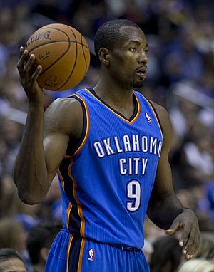 Archivo:Serge Ibaka Feb 2014