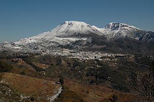 Archivo:Sierra de las nievespanoramica