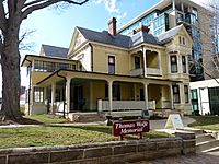 Archivo:Thomas Wolfe's Home