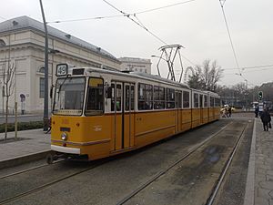 Archivo:Tranvía de Budapest (Hungría)