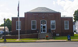 Archivo:U.S. Post Office Frankfort NY