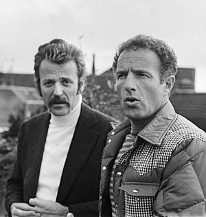 Archivo:William Goldman and James Caan 1976