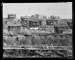 Archivo:Alabama miners' houses near Birmingham, Alabama