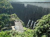 Archivo:Bhumibol dam front