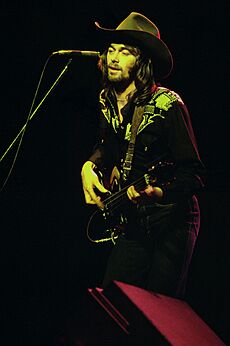 Archivo:Boz Burrell 1 - Bad Company - 1976 dark