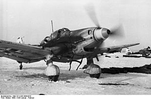 Archivo:Bundesarchiv Bild 101I-329-2984-05A, Russland, Junkers Ju 87