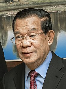 Cambodian President of the Senate Hun Sen met United States Secretary of Defense Lloyd Austin during his visit to senior Cambodian government officials in Phnom Penh on June 4, 2024 (cropped).jpg