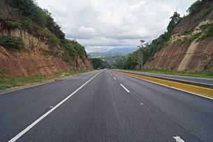 Archivo:Carretera vía Trujillo