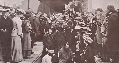 Archivo:Chekhov funeral