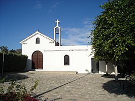 Vista de la ermita de San Rafael, en Pampanico