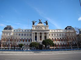 España - Madrid - Ministerio de Agricultura - Fachada.JPG