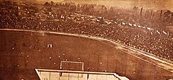Archivo:Estadio Independencia, Estadio, 1945-10-20 (127)