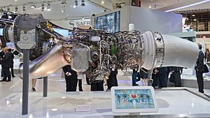 Archivo:Europrop Airbus A400M engine PAS 2013 01 TP400 full