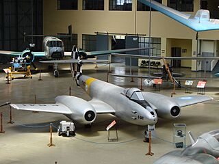 GlosterFMk4MeteorC-0411.jpg