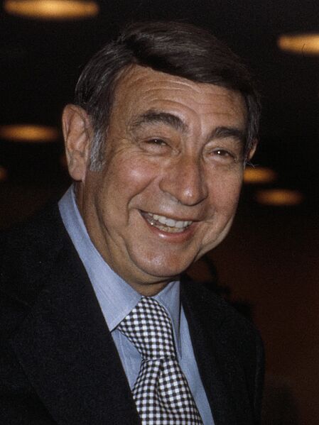 Howard Cosell 1980 (cropped)