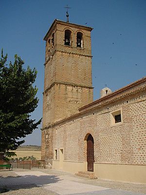 Archivo:Iglesia en Ribatejada