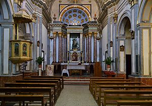 Archivo:Interior de l'església de sant Jaume de Gaianes