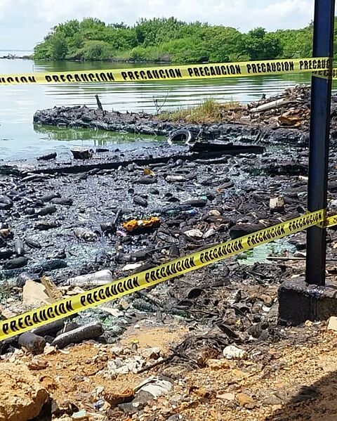 Lago de Maracaibo-Contaminación
