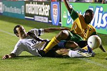 Archivo:Landon Donovan vs Jamaica
